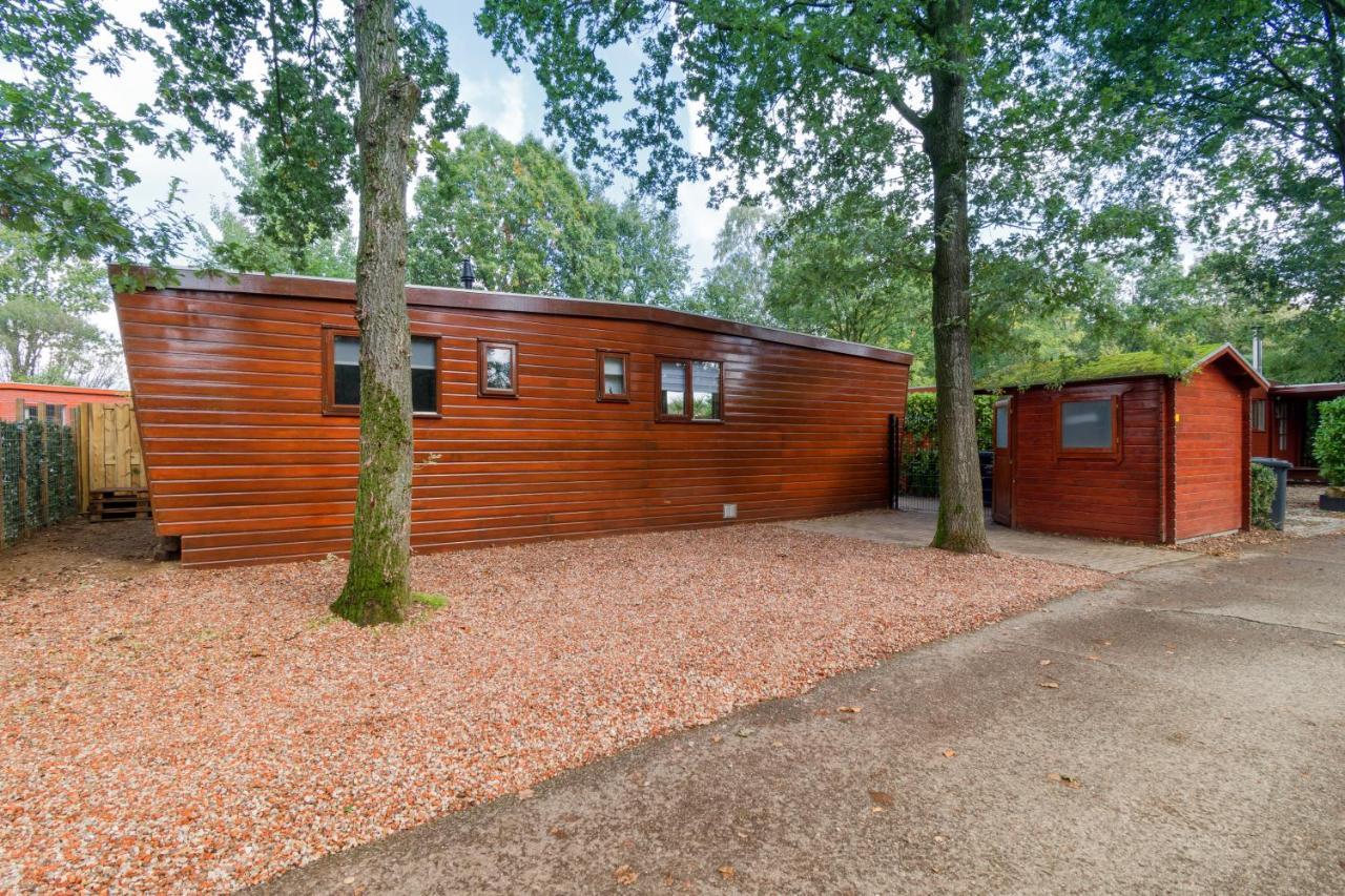Drents Genieten - Kraaiheide Met Prive Jacuzzi Erm Bagian luar foto