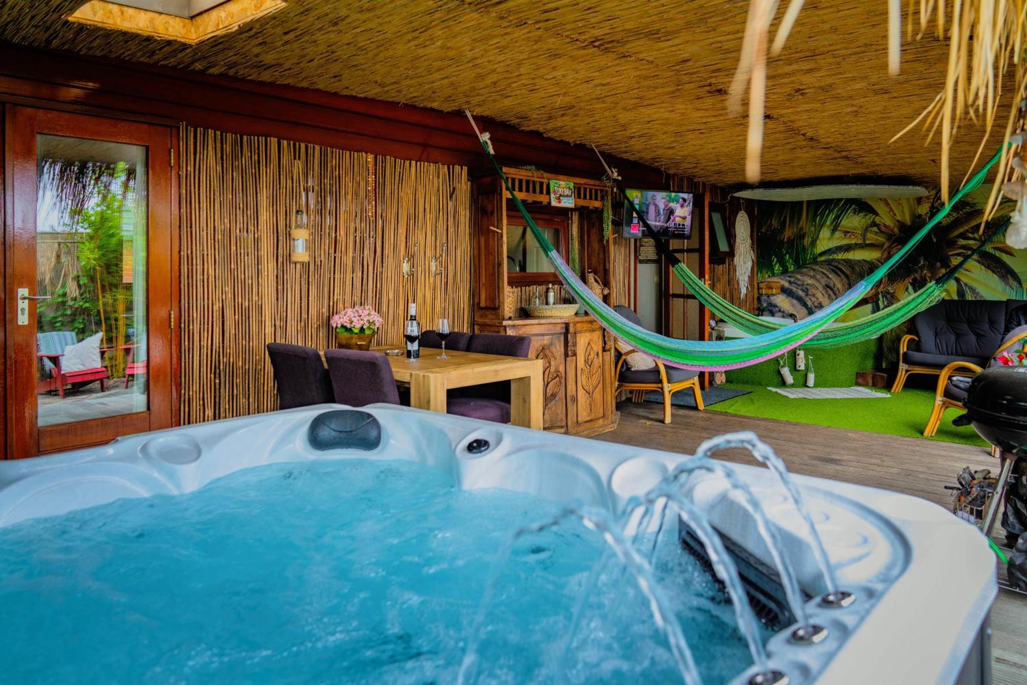 Drents Genieten - Kraaiheide Met Prive Jacuzzi Erm Bagian luar foto